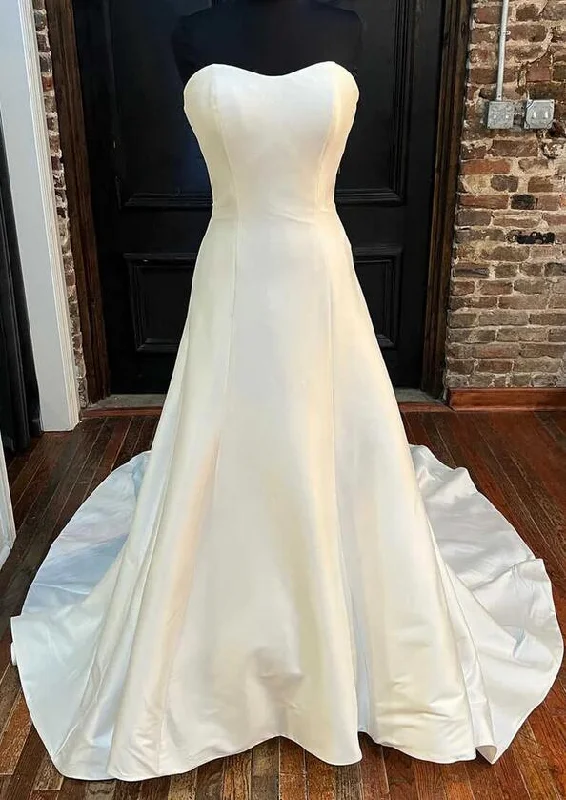 Strapless Sweetheart Neck A-line Wedding Dress