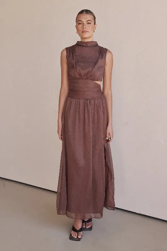 Eliana Maxi Dress (Chocolate)